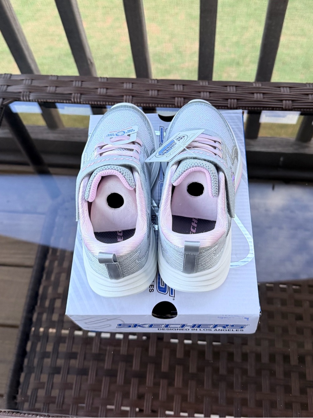 Skechers Girls' Light Pink and Silver Slip-On Athletic Sneakers Size 12 NWT - Picture 5 of 9
